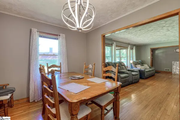 135 Skyview Drive, Spartanburg, SC 29303