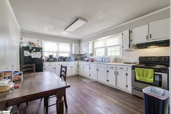 22 Taylor Street, Greenville, SC 29605