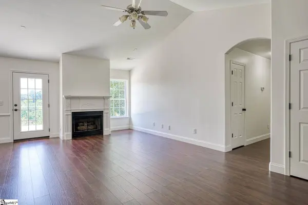 435 Melbourne Lane, Spartanburg, SC 29301