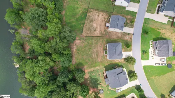 210 Rushing Waters Drive, Inman, SC 29349