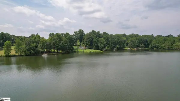 210 Rushing Waters Drive, Inman, SC 29349