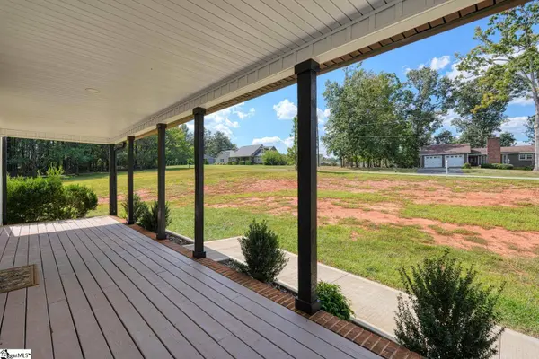 406 Creekside Drive, Boiling Springs, SC 29316