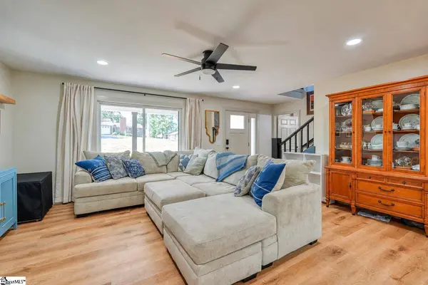 406 Creekside Drive, Boiling Springs, SC 29316