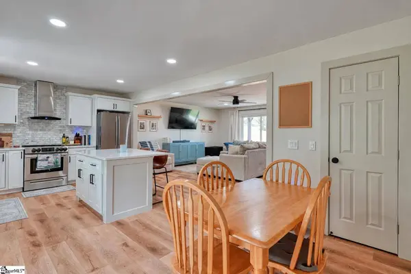 406 Creekside Drive, Boiling Springs, SC 29316
