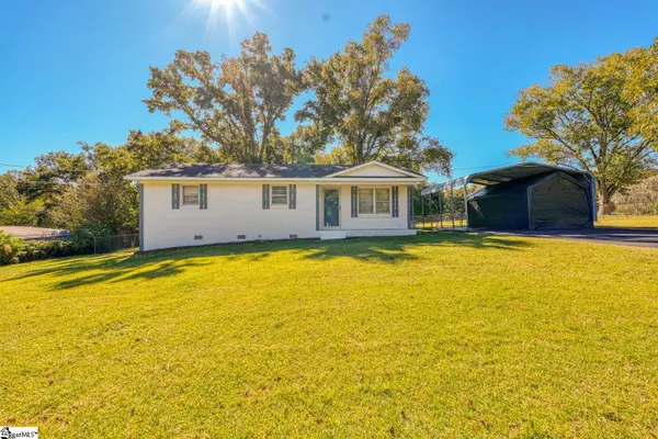 120 Sunnydale Circle, Spartanburg, SC 29303