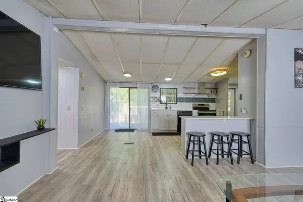 632 Union Highway, Enoree, SC 29335