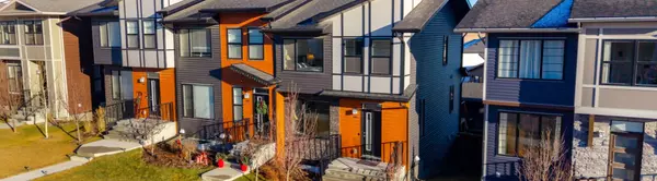 Detached, Duplexes, or Condos? What’s Right for You in Cochrane, Alberta