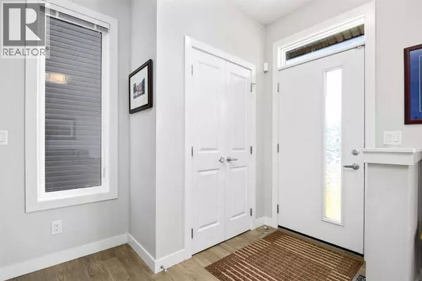 60 Precedence Way, Cochrane, AB T4C2T5