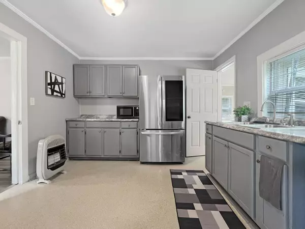 8375 Shell House Rd, Edisto Island, SC 29438