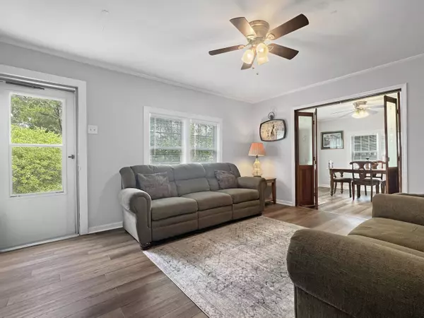 8375 Shell House Rd, Edisto Island, SC 29438