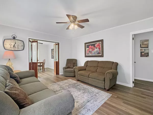 8375 Shell House Rd, Edisto Island, SC 29438