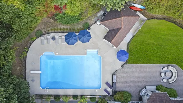 Topsfield, MA 01983-2016,29 Coppermine Rd