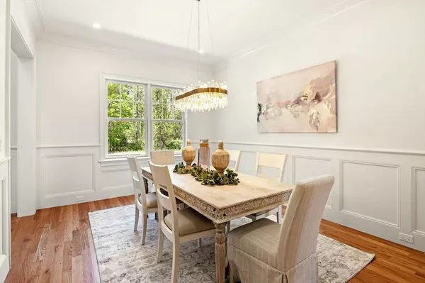 333 Perkins Row, Topsfield, MA 01983