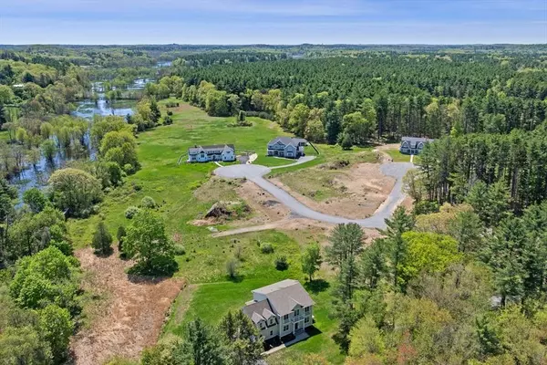 333 Perkins Row, Topsfield, MA 01983