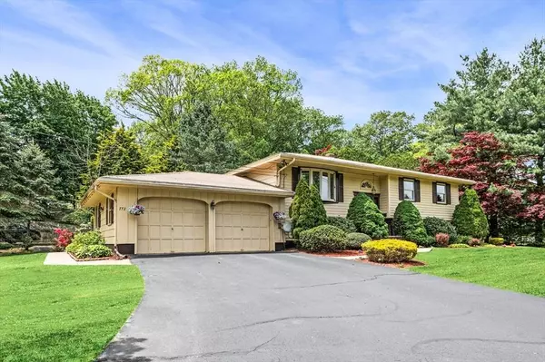 772 Lowell St, Peabody, MA 01960