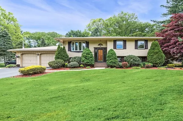 772 Lowell St, Peabody, MA 01960