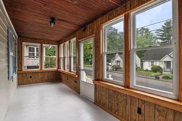 33 Intervale Ave, Saugus, MA 01906