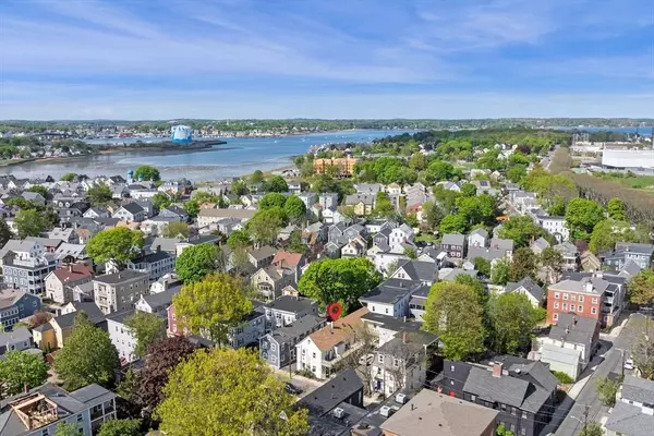 23 Turner St #4, Salem, MA 01970