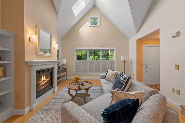 135 Beach Rd #C4, Salisbury, MA 01952