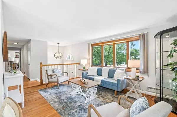 7 Market St, Peabody, MA 01960