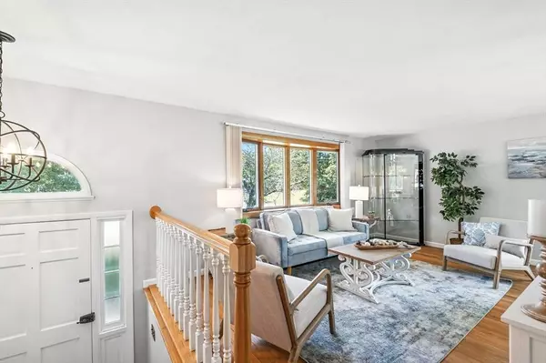 7 Market St, Peabody, MA 01960