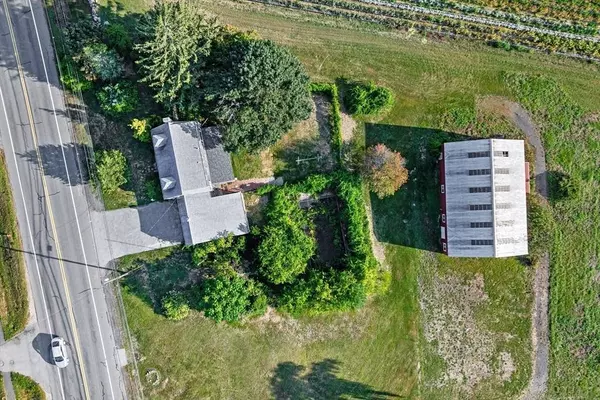 100 High Rd, Newbury, MA 01951