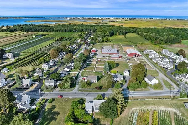 100 High Rd, Newbury, MA 01951