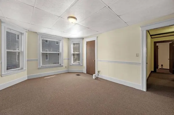 39 Mason St, Salem, MA 01970