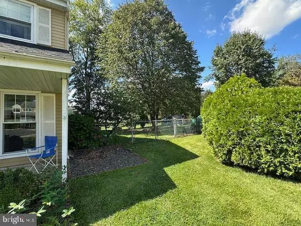 204 STRATTON CT, Mount Laurel, NJ 08054