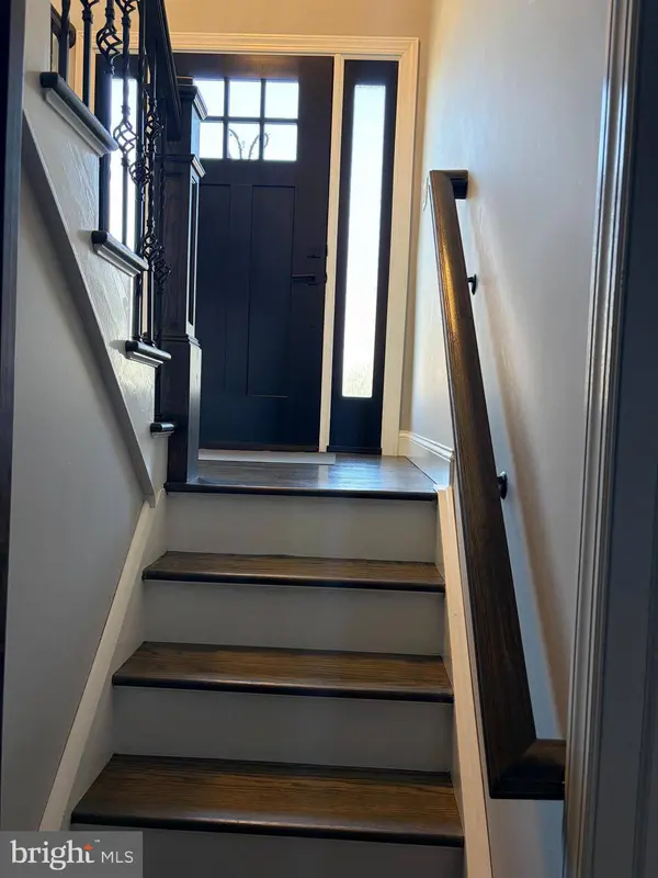 118 DARIEN ROAD, Howell, NJ 07731