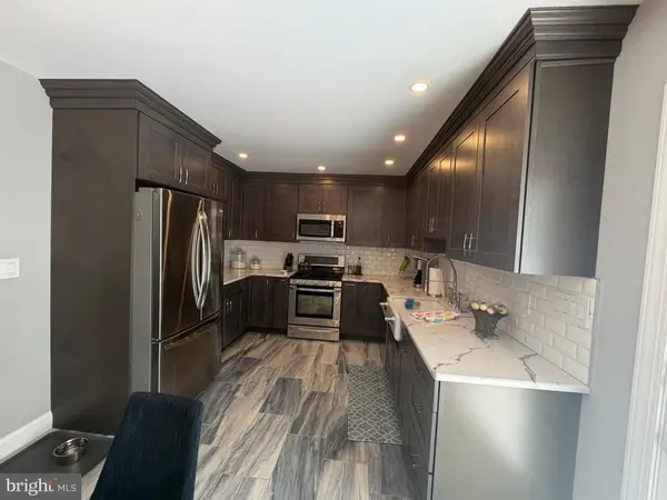 118 DARIEN ROAD, Howell, NJ 07731