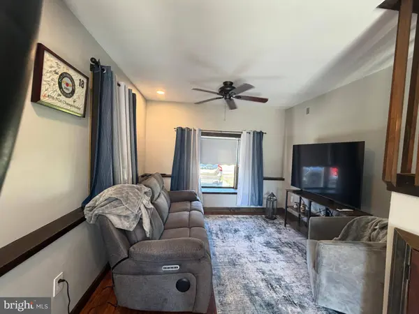 118 DARIEN ROAD, Howell, NJ 07731