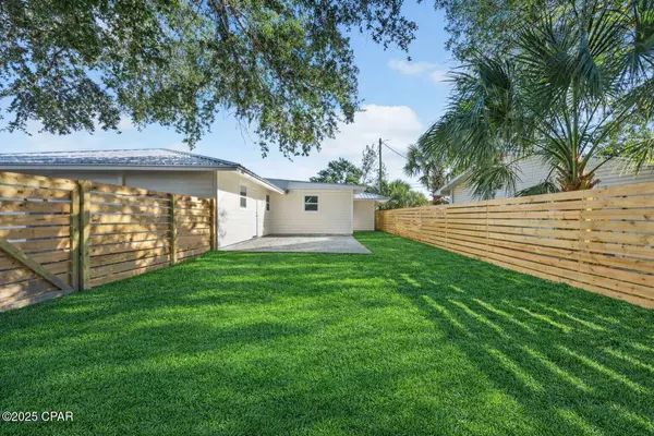 6703 S Lagoon DR, Panama City Beach, FL 32408