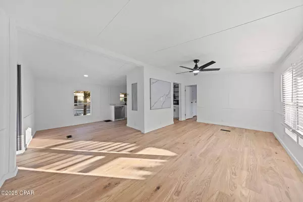 3735 E 6th ST, Panama City, FL 32401