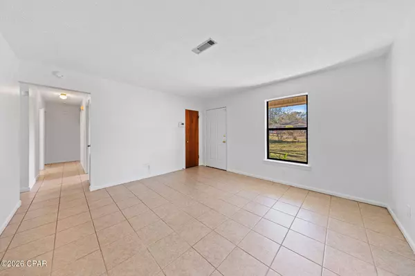 2316 Pineview DR, Bonifay, FL 32425