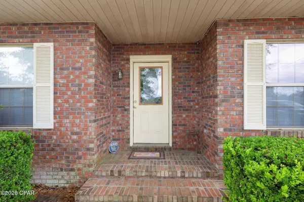 2694 Marian DR, Bonifay, FL 32425