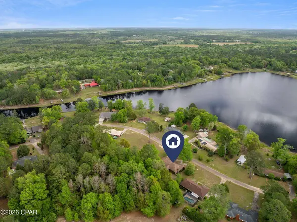 2694 Marian DR, Bonifay, FL 32425