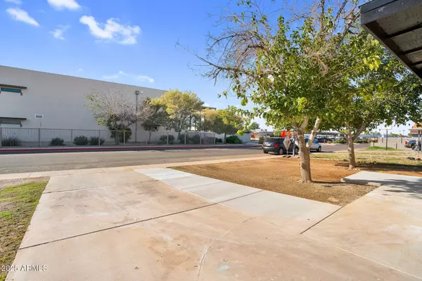 14627 N 33RD Avenue, Phoenix, AZ 85053