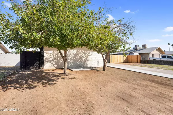 14627 N 33RD Avenue, Phoenix, AZ 85053