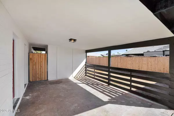 14627 N 33RD Avenue, Phoenix, AZ 85053