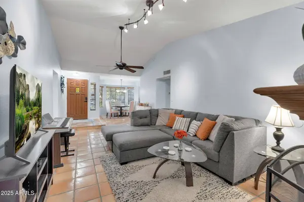 8944 E FRIESS Drive, Scottsdale, AZ 85260