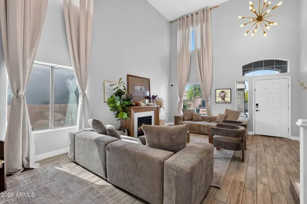 7601 W SOUTHGATE Avenue, Phoenix, AZ 85043