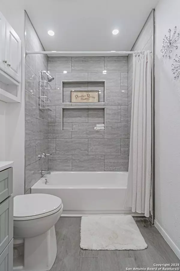 203 W Palfrey St, San Antonio, TX 78201