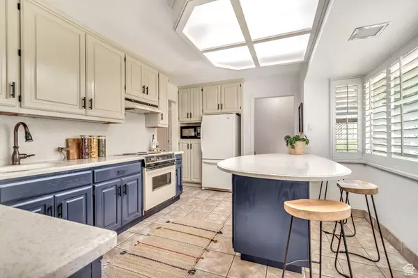 4269 S VEGAS WAY E, Holladay, UT 84124