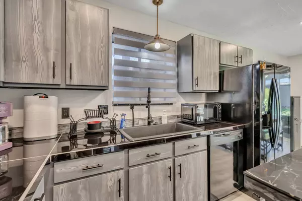 3964 S 565 E, Salt Lake City, UT 84107