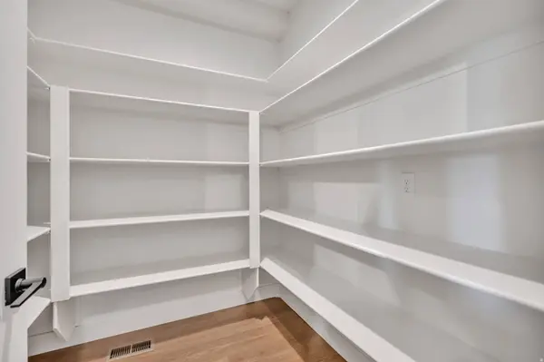 330 E 7635 S, Sandy, UT 84047