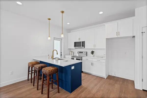 340 E 7635 S, Sandy, UT 84047