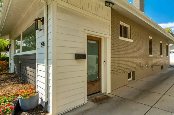 1545 E EMERSON AVE, Salt Lake City, UT 84105