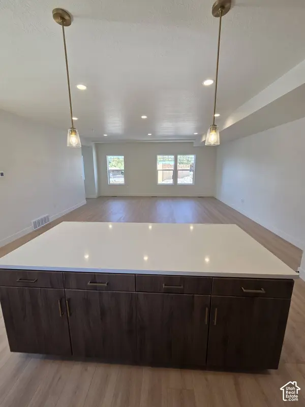7629 S 300 E, Sandy, UT 84047