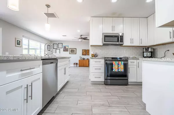 17012 N 97TH Drive, Sun City, AZ 85373